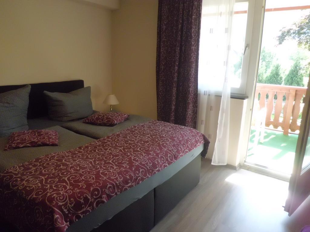 Ferienquartier Waldblick Hotel Lugde Ruang foto