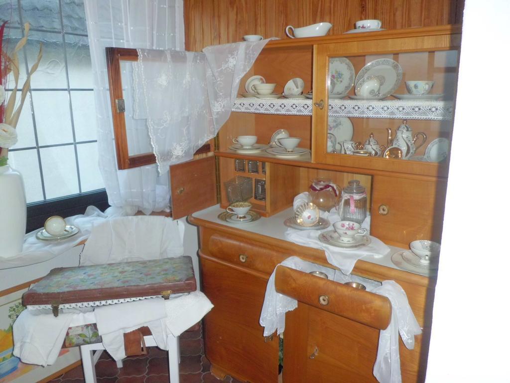 Ferienquartier Waldblick Hotel Lugde Bagian luar foto