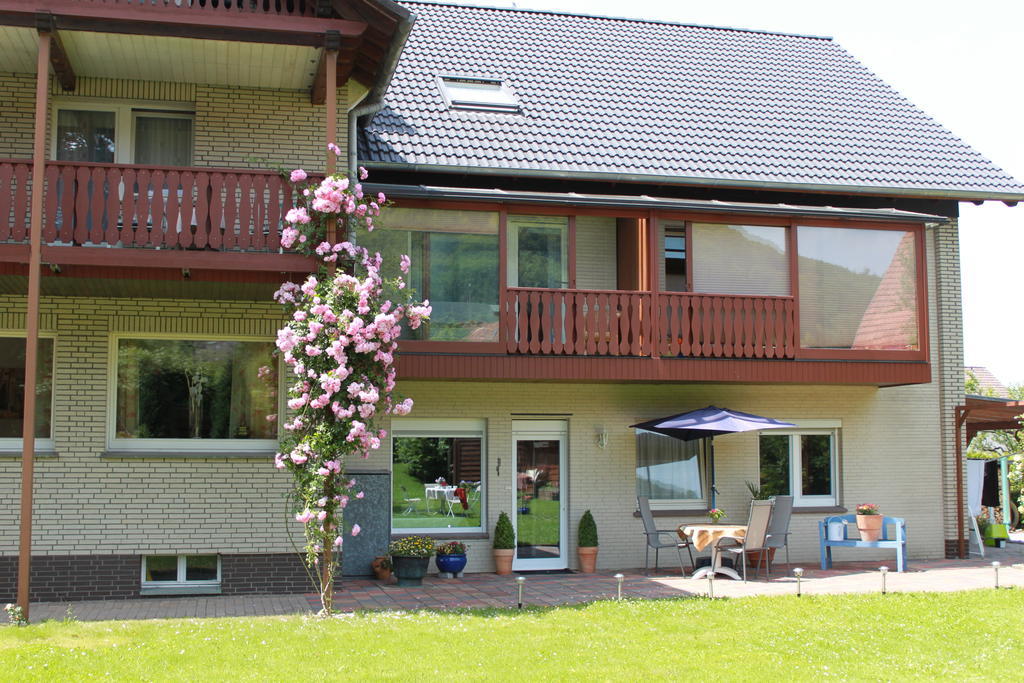Ferienquartier Waldblick Hotel Lugde Bagian luar foto